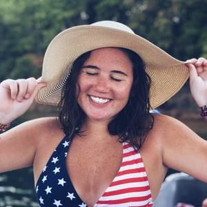 Meet your Posher, Ashlyn